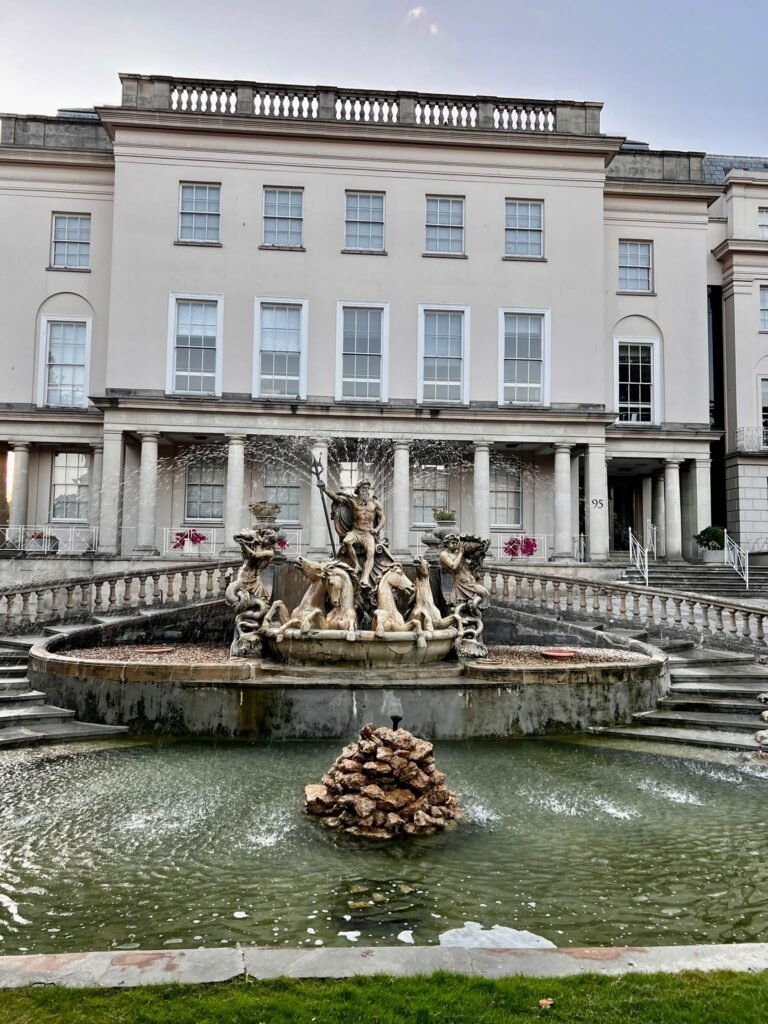 Cheltenham photo gallery – Neptune’s Fountain on the Promenade, Gloucestershire